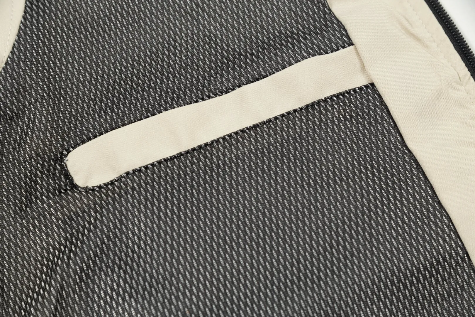 ！Premium ！ 【 /arcteryx New Arrival Breathable 】 ： ， ， Wear-Resistant！ ， ， ！ ， ， ， ， ！ Breathable ！ Wear-Resistant . ！ . .Breathable Wear-Resistant. . ， ! ， ！ ：Black，Cream White Size：L-4XL